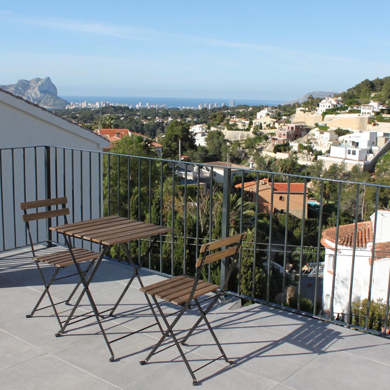 Reforma integral y decoración de un chalet en Moraira, Alicante